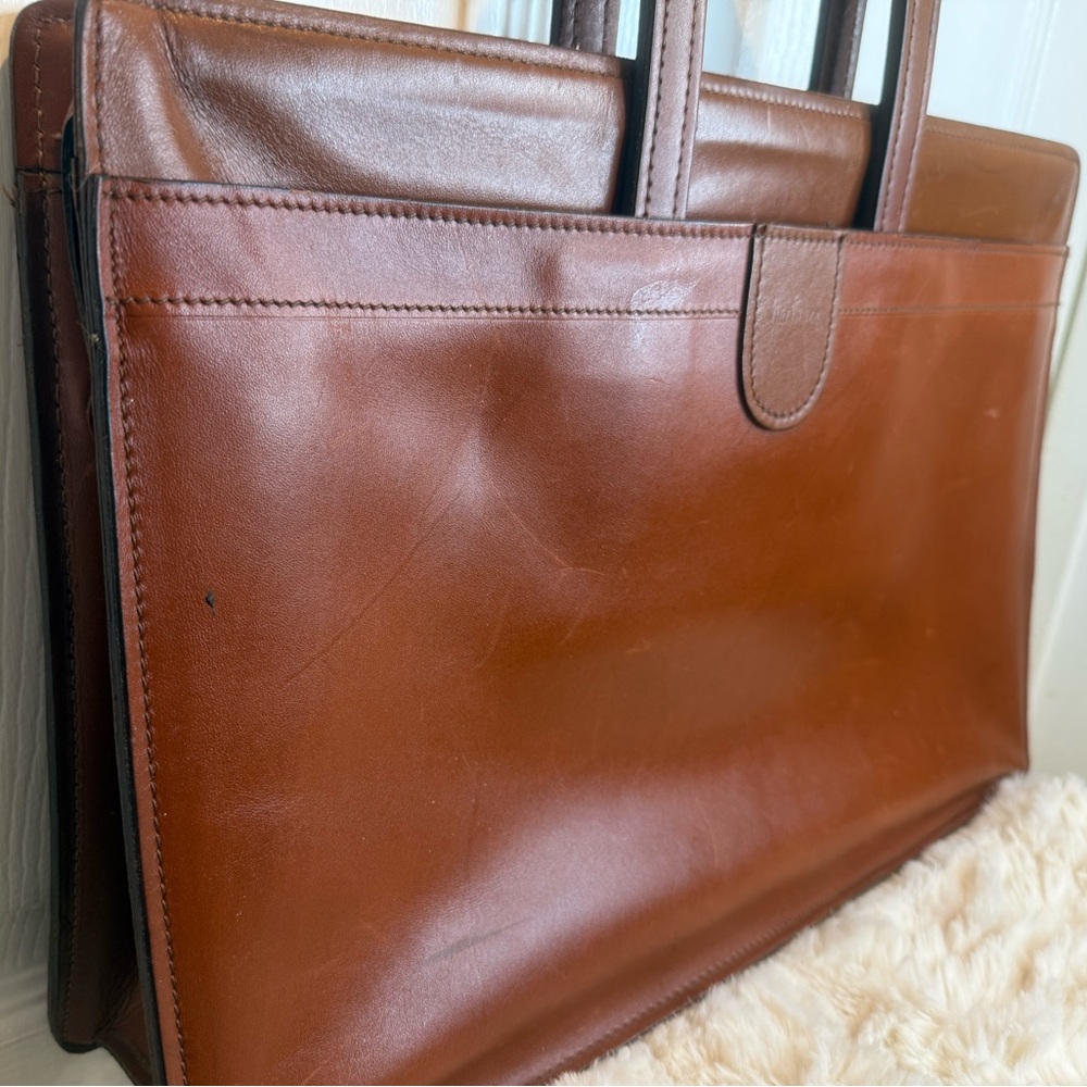 HARTMANN VINTAGE PORTFOLIO LEATHER EXECUTIVE STRUCTURED BRIEFCASE - Picture 2 of 14